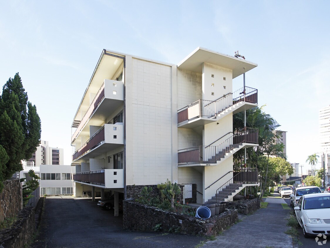 Building Photo - 1475 Thurston Ave