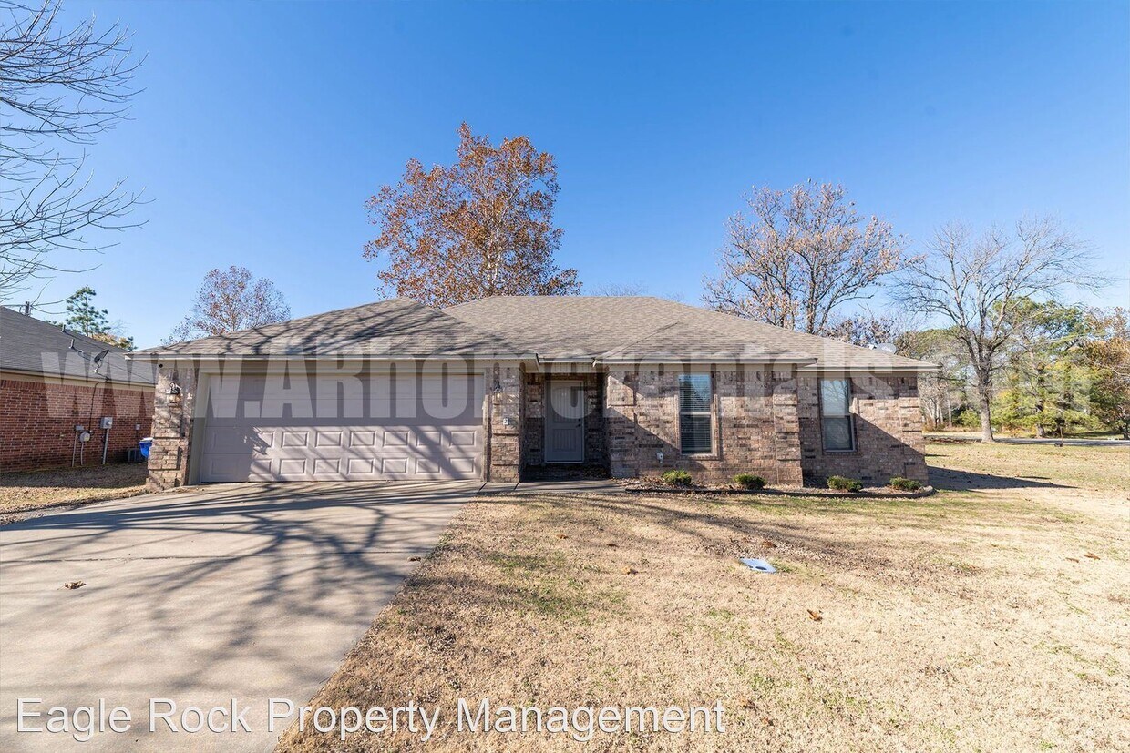 Primary Photo - 4 br, 2 bath House - 2 Jon Ross Drive