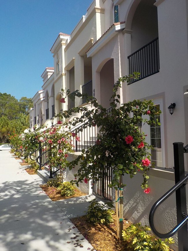 Foto del edificio - 461 Nokomis Ave S