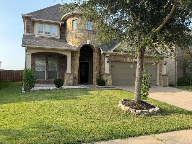 Building Photo - 5519 Jay Thrush Dr