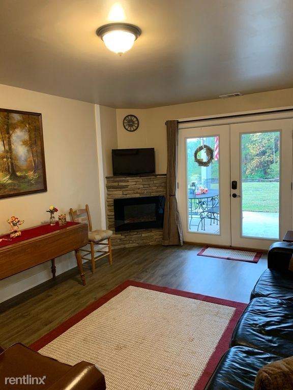 Foto del edificio - 1 br, 1 bath Apartment - 1511 Cedar View Lane