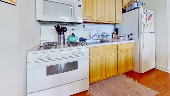 Photo - 1615 N Sydenham St Apartment