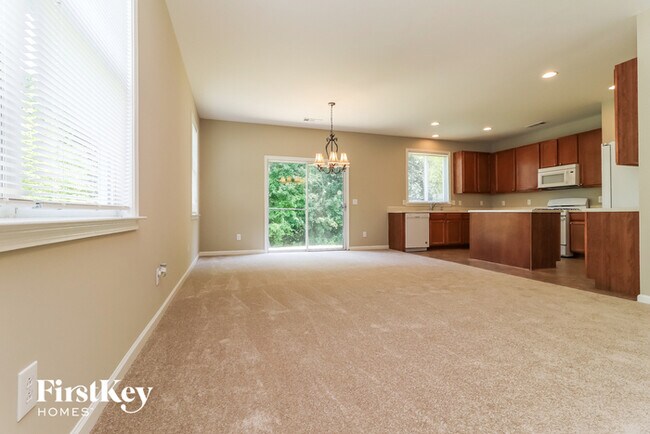 Foto del edificio - 103 Silver Spring St