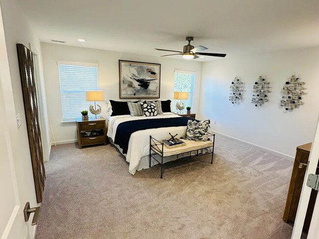 Foto del edificio - 927 Little Fieldstone Court