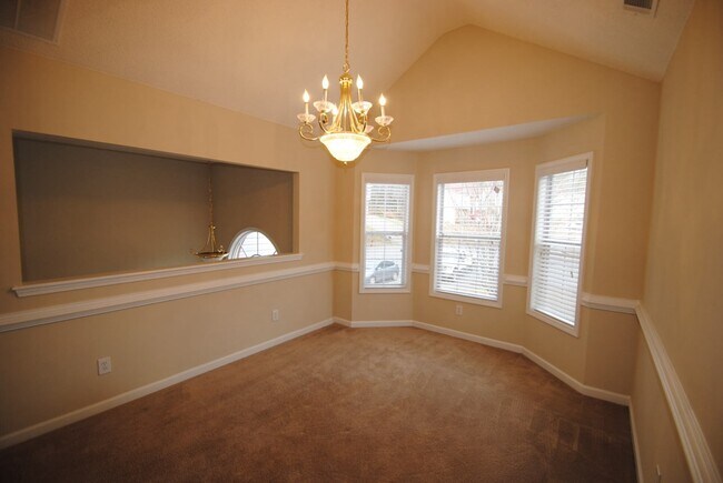 Building Photo - 157 Cheryl Ct