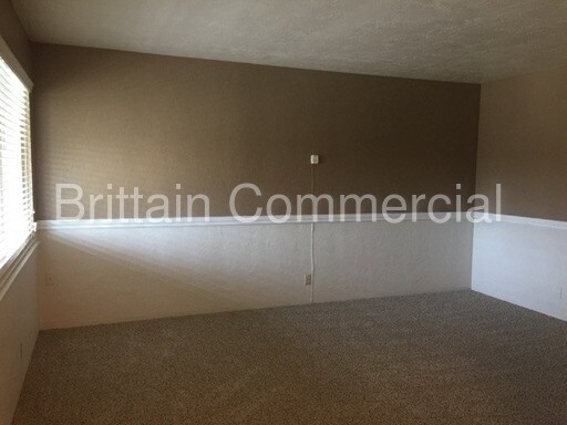Building Photo - 801 McClatchy Way