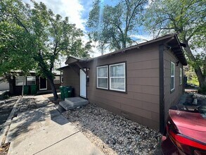Building Photo - 344 Thoma St