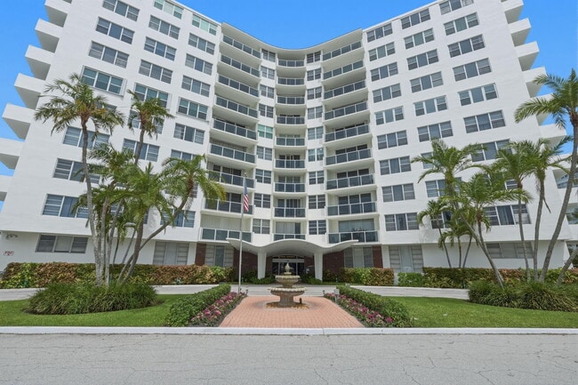Building Photo - 2800 N Flagler Dr