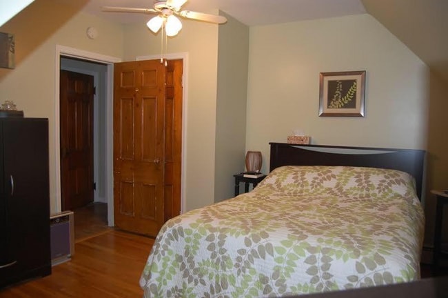 Bedroom 1 - 92 Argyle St