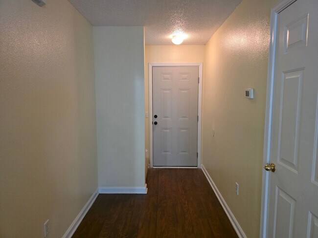 Building Photo - Townhome in Villages at Towne Park