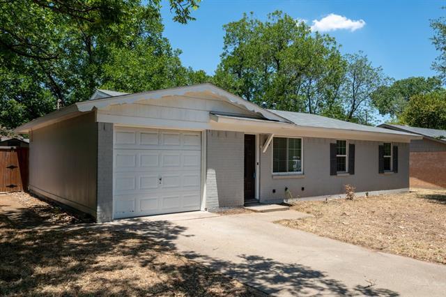 Building Photo - 1317 Bryan Dr