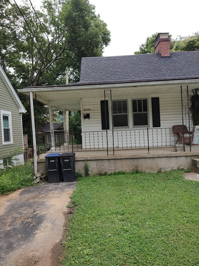 Building Photo - 809 Cline St