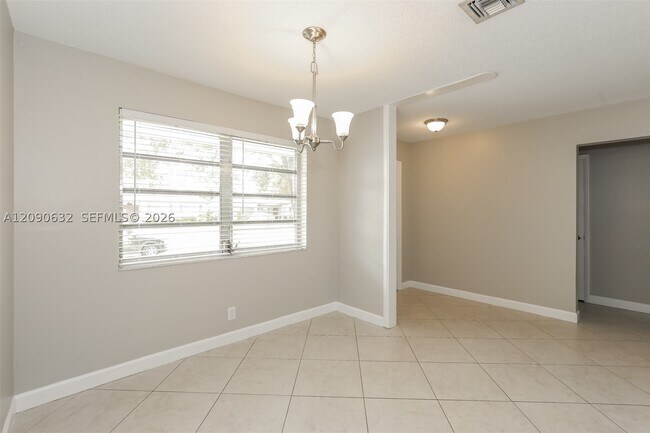 Building Photo - 2200 N 55th Ave