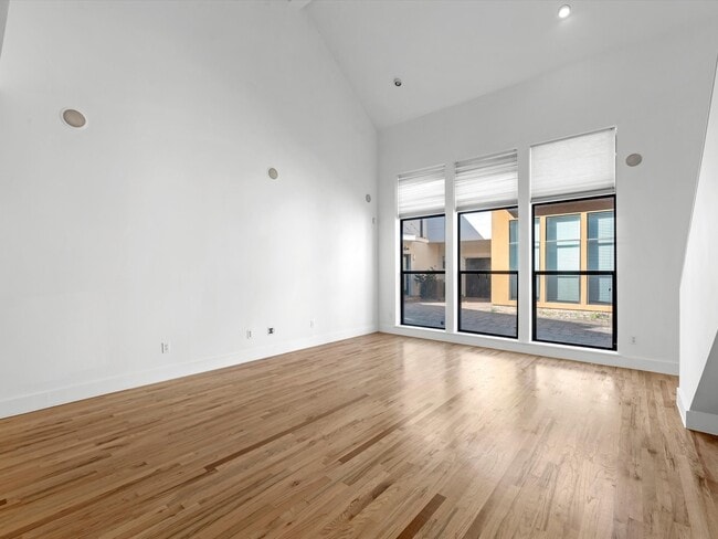 Building Photo - 4421 Eigel St