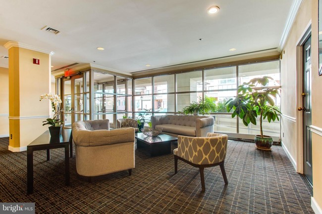 Building Photo - 1200 Braddock Pl