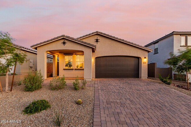 Building Photo - 17239 W Desert Sage Drive