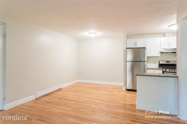 Building Photo - 61 Moraine St