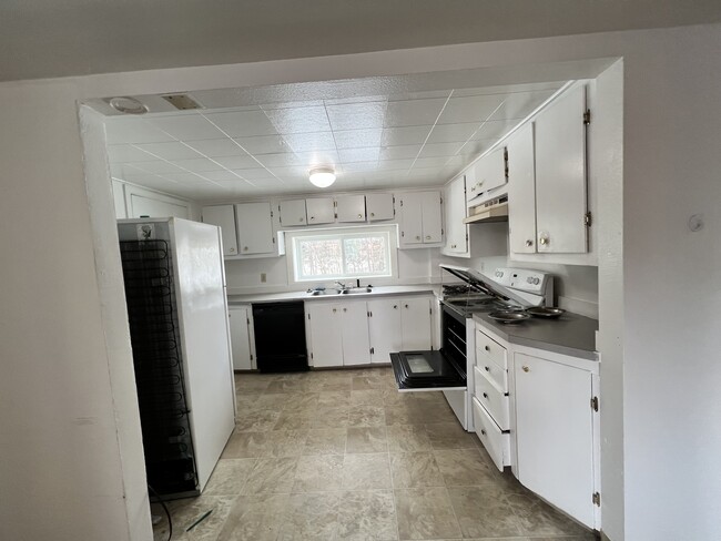 Foto del edificio - 4404 Forrest Rd