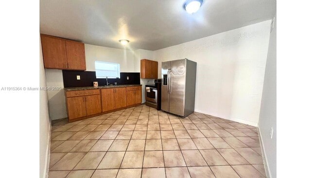 Building Photo - 6481 SW 39th Terrace