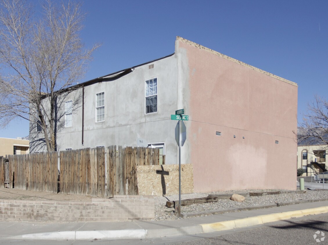 Building Photo - 11124 Ventura Pl NE