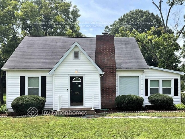 Building Photo - 2200 Centergrove Rd