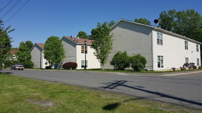 Building Photo - 28-40 Barmann Ave
