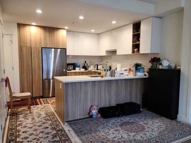 Building Photo - 750 Dogwood St