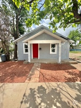 Building Photo - 432 E Beech St