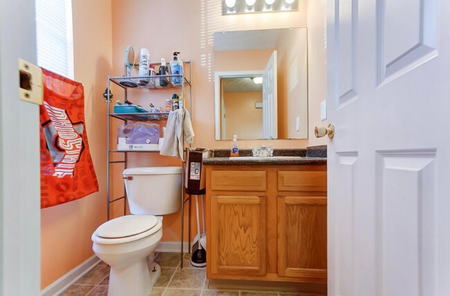 Foto del edificio - 3758 Dunlane Ct