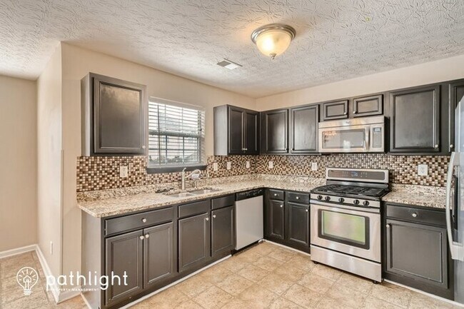 Building Photo - 59 Stony Oak Dr, Newnan, GA, 30263