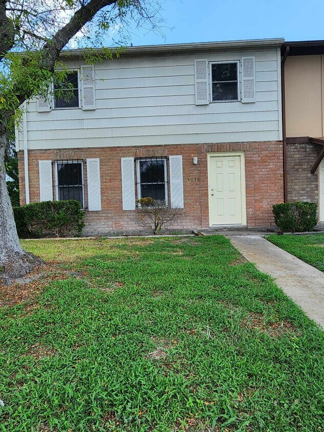 6218 er Rd, Corpus Christi, TX 78413 Townhome Rentals in Corpus