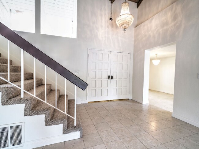 Foto del edificio - 912 Brightstone Ct