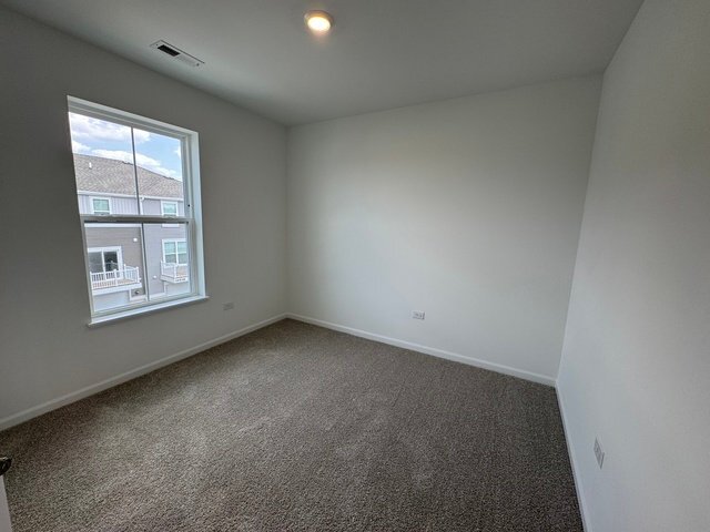 Building Photo - 14942 S McCarthy Cir