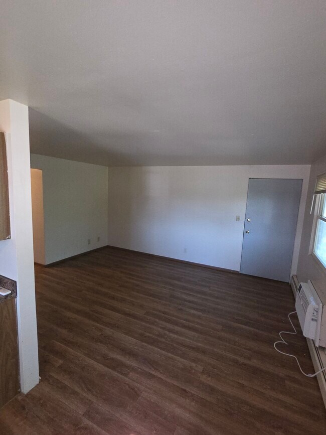 Foto del edificio - 1645 W Mason St