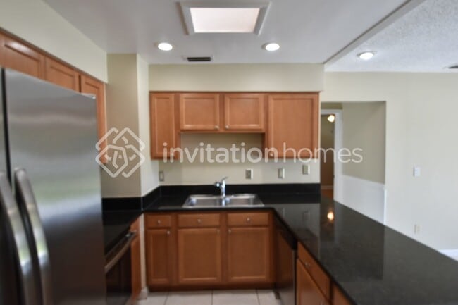 Building Photo - 133 Hidden Lake Dr