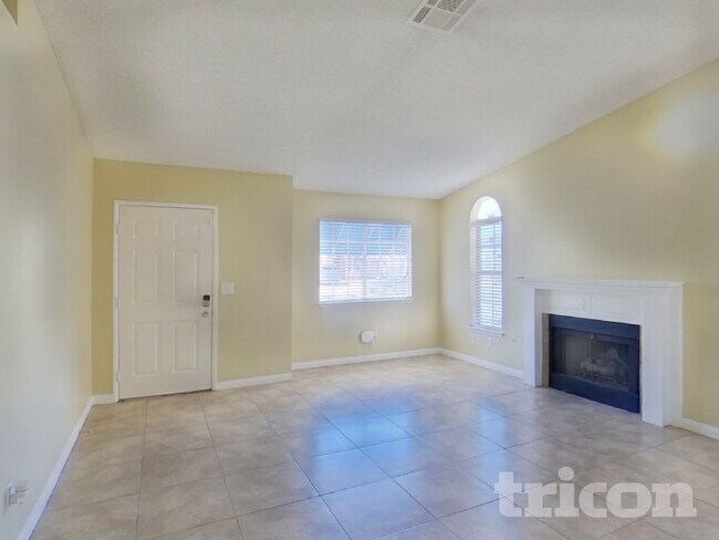 Foto del edificio - 2232 Ladue Dr