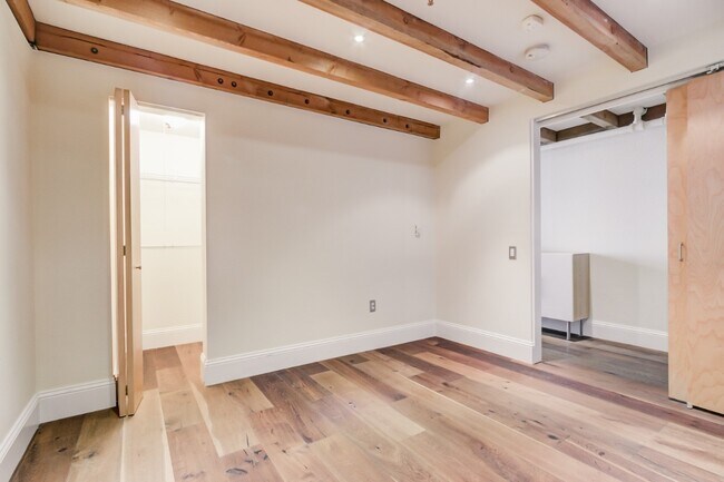 Building Photo - 175 Bluxome St