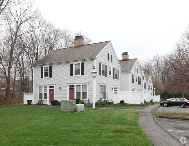 Low Apartments for Rent in Farmington CT