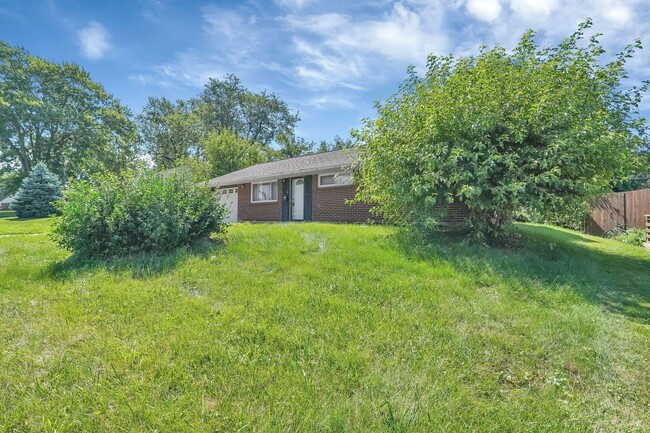 Building Photo - 1788 Kaiser Dr
