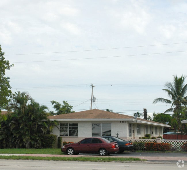 Building Photo - Saba Apartments