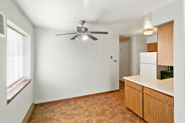 Foto del edificio - 17754 Rosewood Dr