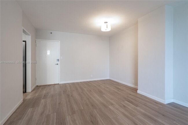 Foto del edificio - 1200 West Ave