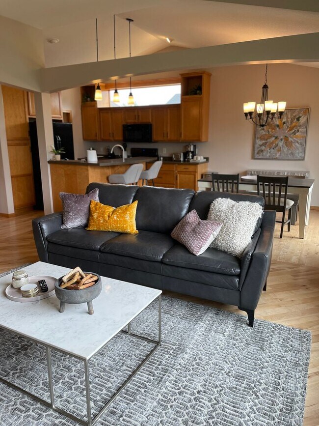 Foto del edificio - Cozy tranquility 6mi from Mayo 4bed/3bath