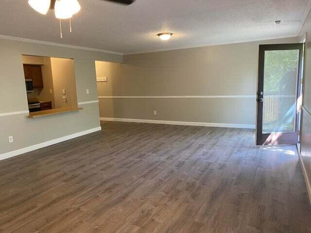 Building Photo - 509 Columbia Dr