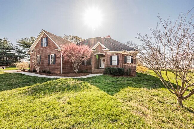 Building Photo - 3628 Summer Breeze Ct