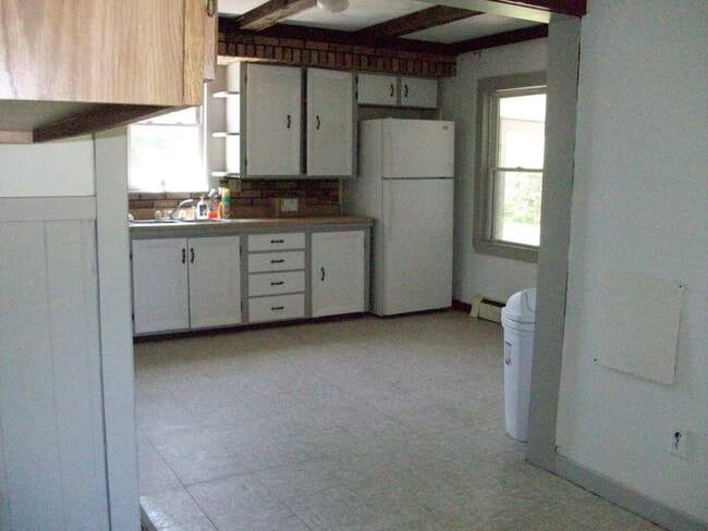 Building Photo - Winslow - 3 Bedroom Home for Rent