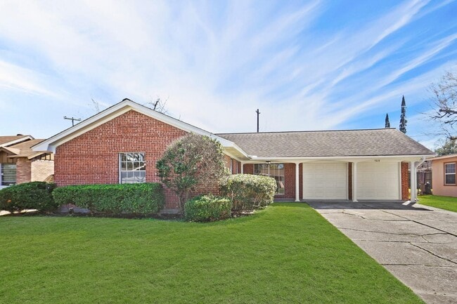 Foto del edificio - 7019 Langdon Ln