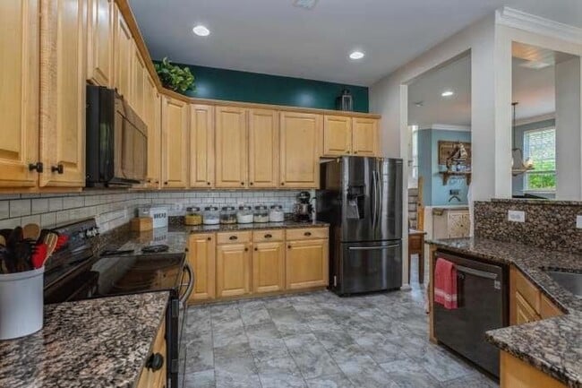 Building Photo - 8338 Middle Ruddings Dr