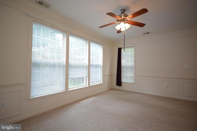 Foto del edificio - 6506 Wiltshire Dr