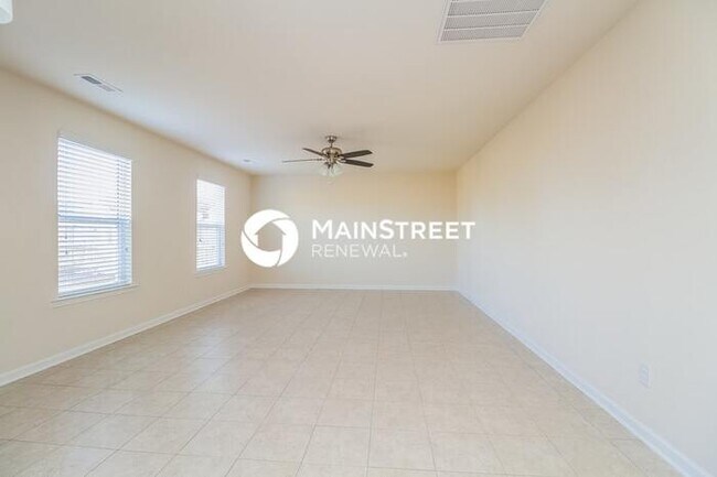 Building Photo - 4 Bedroom Pet-Friendly Home in Murfreesboro, TN with Main Street Renewal